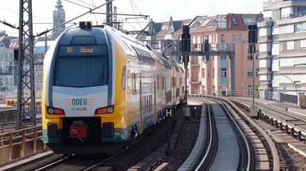 Ein Regionalzug der Odeg auf der Stadtbahn. (Archivbild)