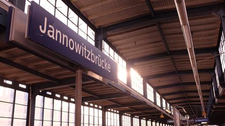 Eine Woche halten an der Jannowitzbrücke keine S-Bahnen. 