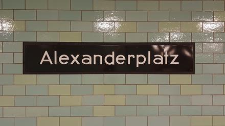 Der U-Bahnhof Alexanderplatz