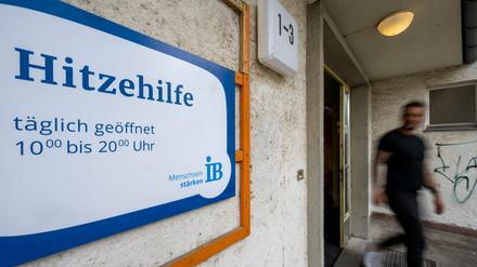 Die Notunterkunft der Hitzehilfe für wohnungs- und obdachlose Menschen in Schöneberg bietet Platz für 30 Menschen.