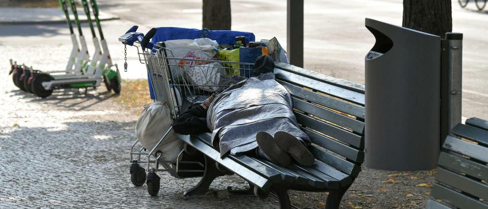 Lange basierte die Zahl der Obdachlosen in Berlin nur auf Schätzungen. Nun liegen die Daten der ersten Obdachlosenzählung vor.