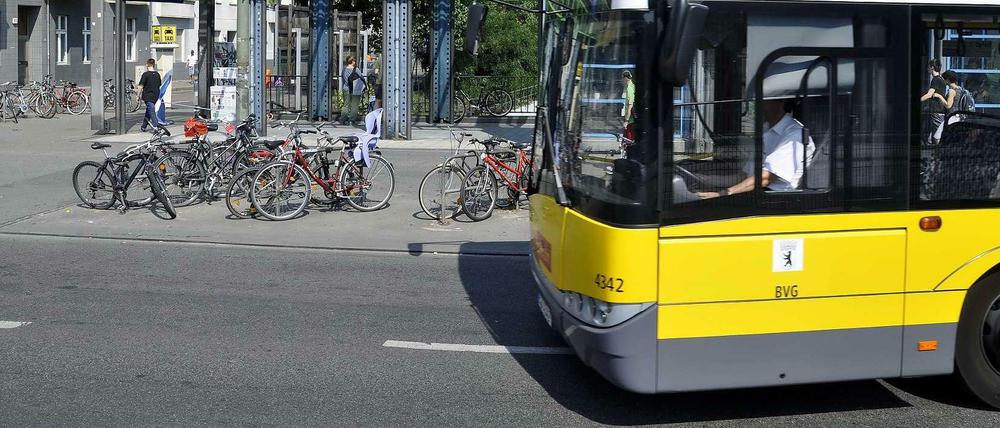 U-Bahnen und Busse sollten auf Strecken mit besonders starker Nachfrage ab Ostern öfter fahren.