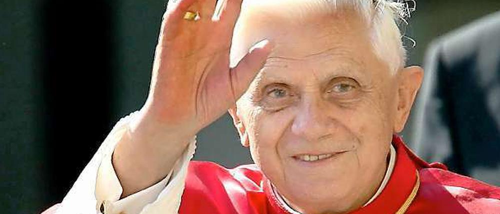Winkt bald den Berlinern zu: Papst Benedikt XVI.