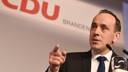Ingo Senftleben (CDU), Brandenburgs Landesvorsitzender, spricht auf dem Landesparteitag der Brandenburger CDU.