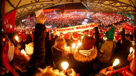 Das Weihnachtssingen im Stadion An der Alten Försterei ist längst Kult.