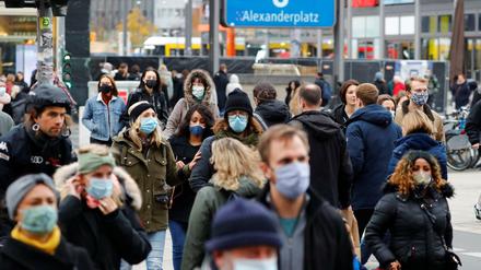 Die Infektionszahlen in Berlin steigen weiterhin.