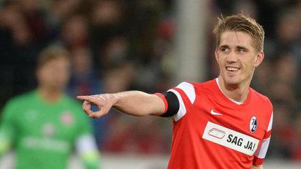 Nils Petersen war der Fußballgott gnädig: Er schoss am Wochenende einen Hattrick für Freiburg.
