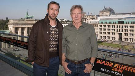 Die Schauspieler Ryan Gosling und Harrison Ford bei einem am 17. September in Berlin. Der Film startet am 05. Oktober in den deutschen Kinos.