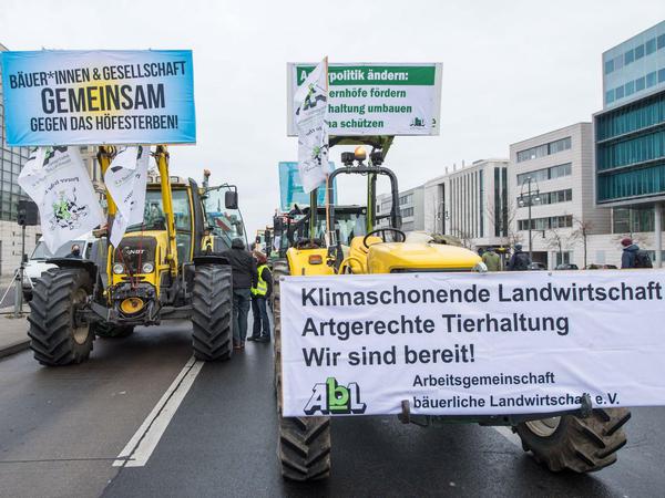 Mit rund 30 Fahrzeugen fiel der Traktor-Protest am Samstag symbolisch aus.