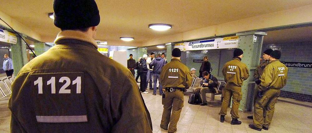 Drogenrazzia im U-Bahnhof. Die Polizei fasst zunehmend Kinder beim Verkauf von Rauschgift.