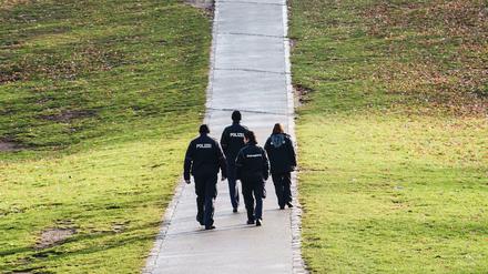 Die Polizei hat im Görlitzer Park traditionell viel zu tun.