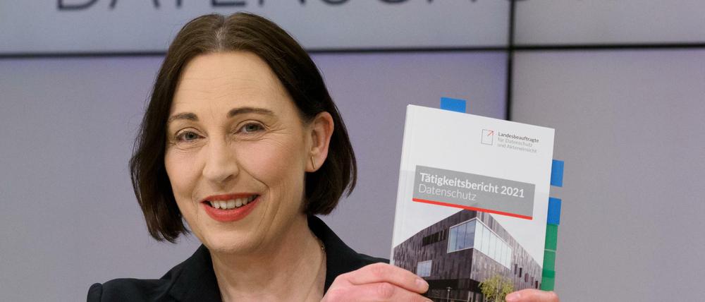 Viel zu tun. Die Datenschutzbeauftragte des Landes Brandenburg, Dagmar Hartge, legte ihren Jahresbericht vor. 510 Mal wurden ihr im Jahr 2021 Datenpannen gemeldet.