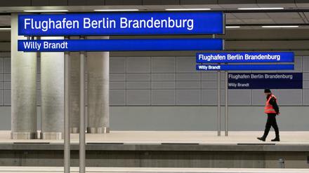 Einen Bahnhof für S-Bahnen, Fern- und Regionalzüge gibt es bereits. Folgt bald eine U-Bahnstation?