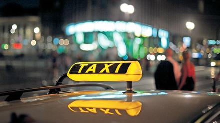 Hart umkämpfter Markt: Ein Taxi in der Friedrichstraße. 