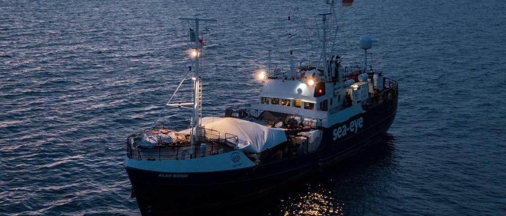 Der Attentäter von Nizza sei nicht an Bord der "Alan Kurdi" nach Frankreich gelangt, erklärte Sea-Eye.