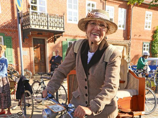 Ein Paar fürs Leben: Gudrun Berkholz fährt ihr Diamant-Rad seit 1957