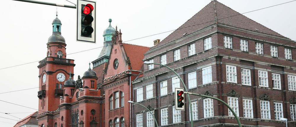 Neben dem AfD-Posten ist noch ein weiterer Stadtratsposten vakant: Weil der bisherige Baustadtrat Jens-Holger Kirchner Staatssekretär für Verkehr werden soll, suchen die Grünen nun öffentlich einen Nachfolger