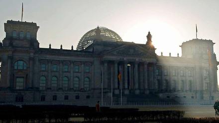 Im Reichstag und den Bundestagsgebäuden ist der Strom ausgefallen.