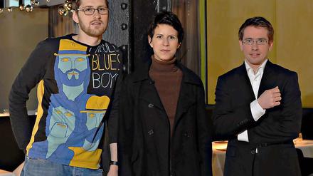 Bei ihnen dürfte die Freude jetzt groß sein: Daniel Achilles, Sabine Demel und Ivo Ebert (von links) vom Restaurant Reinstoff in den Edisonhöfen in Berlin-Mitte.
