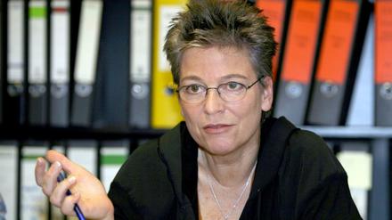Poppe war im Dezember 2009 vom Brandenburger Landtag zur ersten Aufarbeitungsbeauftragten des Landes gewählt worden. 
