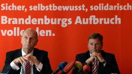 Linke Sache. Über die Koalition mit der SPD von Dietmar Woidke (links) entscheidet nun die Partei von Christian Görke. 