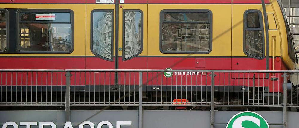 Eine S-Bahn in Berlin.