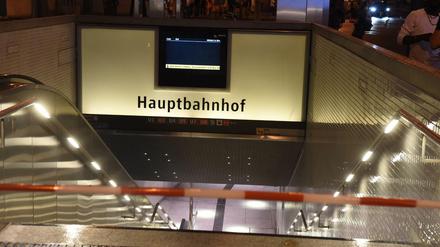 Nichts ging mehr. Der Hauptbahnhof in München wurde aus Furcht vor weiteren Anschlägen geräumt. Solche Evakuierungskonzepte gibt es auch in Berlin. 