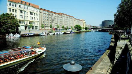 Der Bund verfügt in Berlin über 545 bebaute und 330 unbebaute Liegenschaften auf 170 Hektar Fläche doch die Sanierung oder Modernisierung der Gebäude ist noch nicht in Sicht.