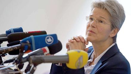 Die Berliner Verfassungsschutzchefin Claudia Schmid tritt zurück.
