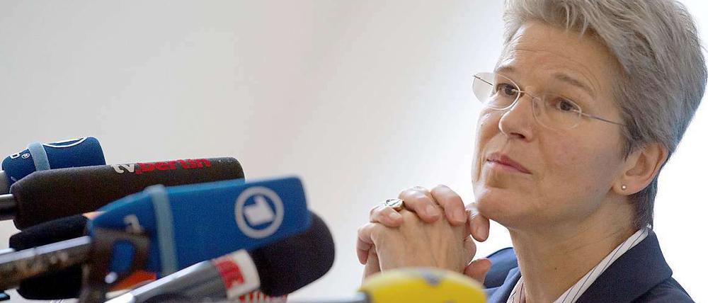 Die Berliner Verfassungsschutzchefin Claudia Schmid tritt zurück.