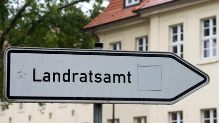 Hier geht es zum Landratsamt. In sechs der 14 Landkreise von Brandenburg werden neue Landräte gewählt. 