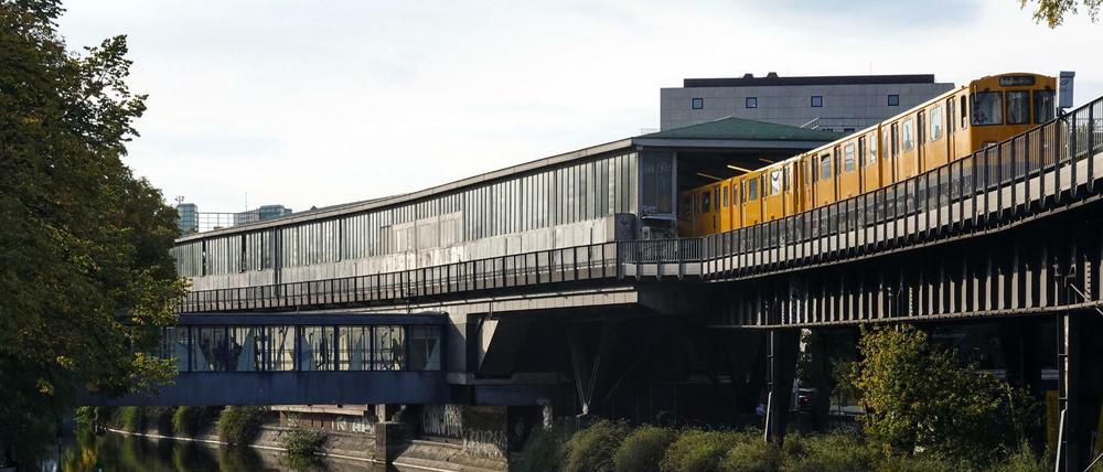 Die U-Bahn-Linien 1 und 3 können ab sofort wieder ohne Unterbrechung fahren – wie hier am Bahnhof Möckernbrücke.