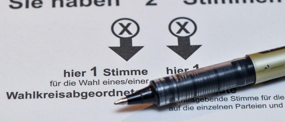 Ein Wahlhelfer gab zu, bei der Kommunalwahl in Brandenburg betrogen zu haben.