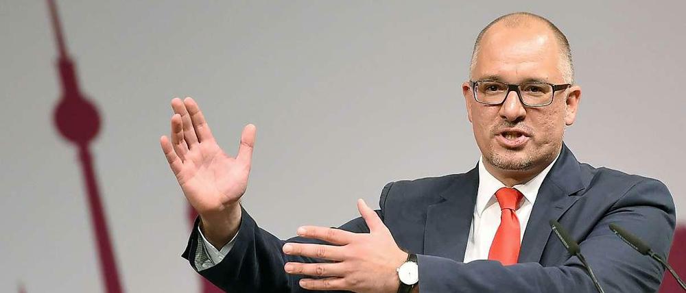 Er will Klaus Wowereit in zwei Ämtern beerben: SPD-Landeschef Jan Stöß.