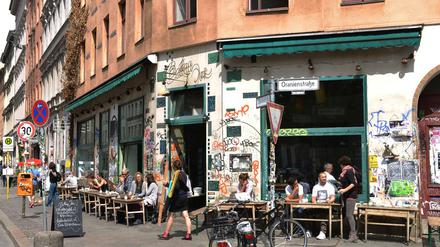 Das Café Bateau Ivre in Kreuzberg. 