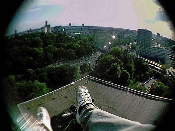 Berlin ist nicht hoch - aber eine gute Aussicht findet sich trotzdem. Wenn man, wie Jasper, auf die richtigen Dächer steigt.