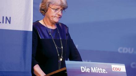Auf Distanz. CDU-Landeschefin Grütters möchte die Affäre schnell aufklären. Doch der Streit zwischen Wellmann und Heilmann geht weiter.