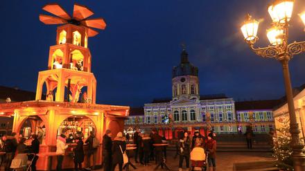 Weihnachtsmarkt vor dem Schloss Charlottenburg (Archivbild).