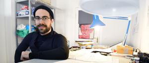 Comic-Künstler. Michael Ross in seinem Atelier in Berlin-Lichtenberg. 