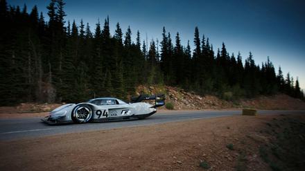 Die neue Rennflunder von VW: der vollelektrische I.D. R Pikes Peak bei einer Testfahrt in Colorado.