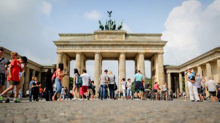 Knapp 38.700 Menschen mehr als im Vorjahr lebten 2017 in Berlin. 