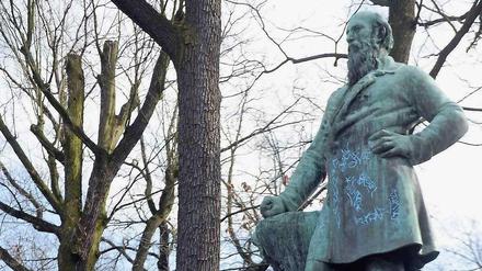 Bewegung hält fit. Das Denkmal für Friedrich Ludwig Jahn in der Neuköllner Hasenheide wurde vor einiger Zeit saniert.