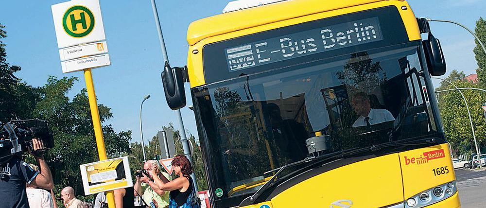 Auf der Linie 204 (Südkreuz–Bahnhof Zoo) wurden bereits ab Sommer 2015 Elektrobusse getestet. 