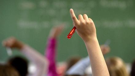 Aufgemerkt: Schüler, Eltern und Lehrer ärgern sich über den hohen Ausfall an Unterrichtseinheiten an Berliner Schulen.