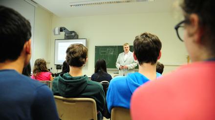 Die Studie kommt zu dem Schluss, dass "die Berliner Schulen trotz weitreichender Reformen sozial gespalten sind". 