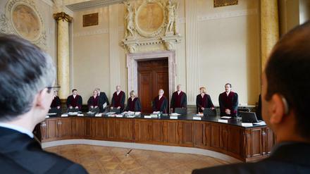 Symbolbild. Die Richter und Richterinnen des Berliner Verfassungsgerichtes. 
