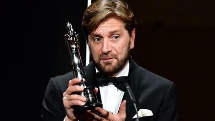 Der schwedische Filmregisseur und Drehbuchautor Ruben Östlund bei der Verleihung des 30. Europäischen Filmpreises erhalten hat. 