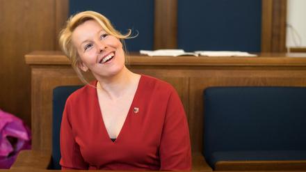 2015: Franziska Giffey wird zur neuen Bezirksbürgermeisterin von Neukölln gewählt. Die damals 36-jährige Bildungs-Stadträtin übernahm das Amt von Heinz Buschkowsky.