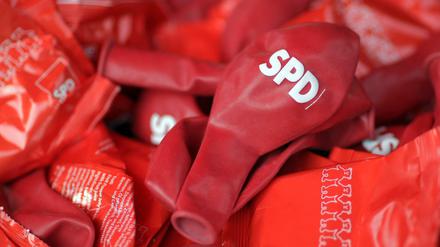 Luft raus bei der SPD? Laut Umfrage liegen sie nur noch auf Platz vier in Berlin.