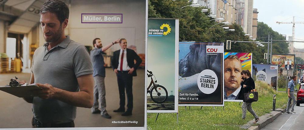 Wahlplakate bestimmten schon zur Senatswahl 2016 das Bild in der Frankfurter Allee in Berlin. 